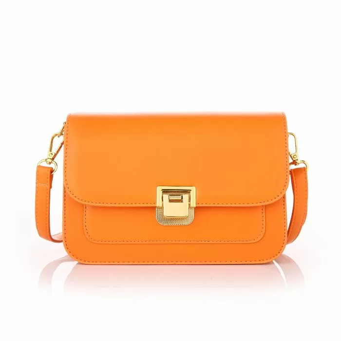 schoudertasje met gouden accenten in de kleur oranje